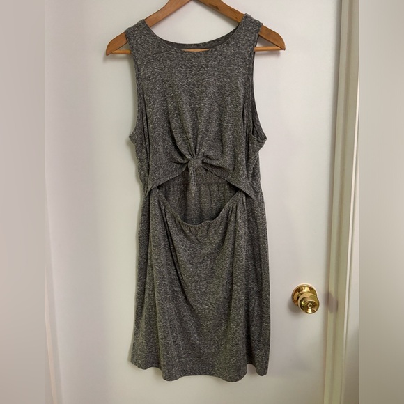 Aerie cut-out front knot dress, marle grey, size medium - Picture 2 of 11